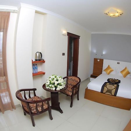 Hotel Tirago Addis Ababa Exterior photo